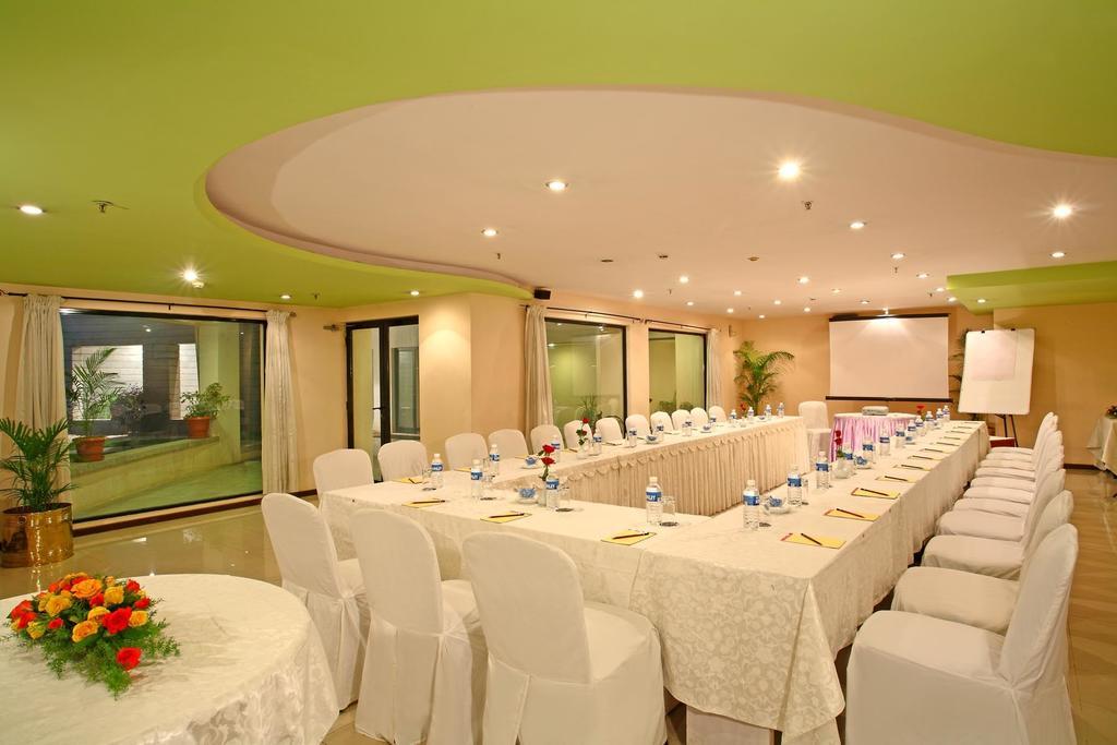 Halcyon Hotel Residences Koramangala - העיר בנגלור מראה חיצוני תמונה